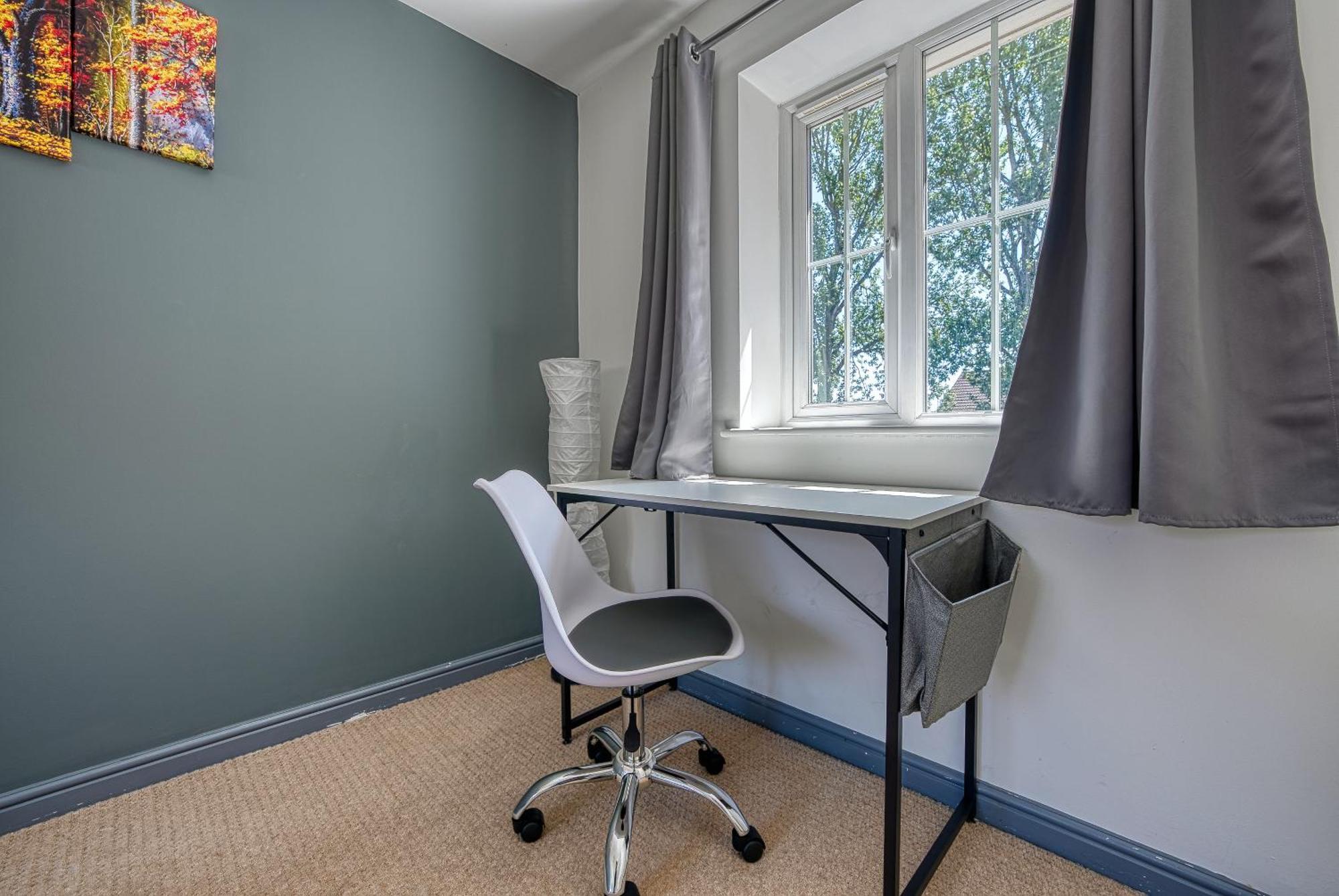 Nec Exhibitor Home, Stay Near Birmingham Airport 외부 사진